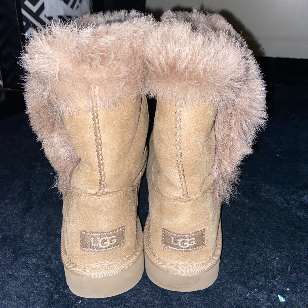 UGG ROSE GOLD BOOTS - Picture 2 of 3